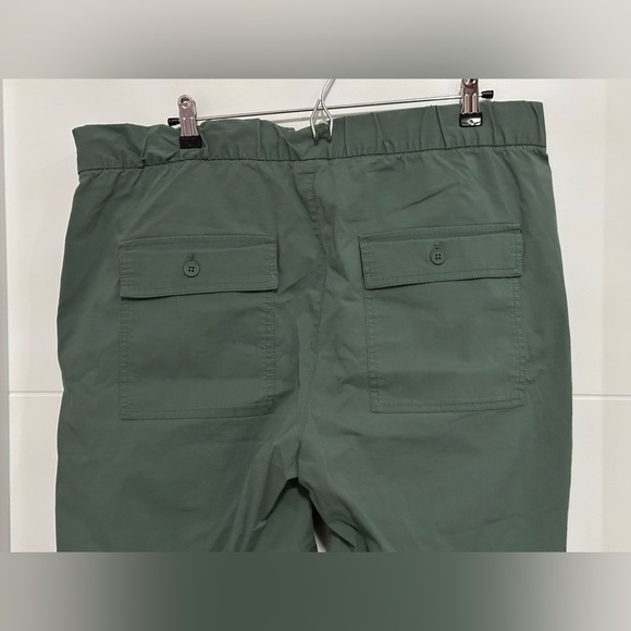 ⭐️Like New⭐️ GAP: Women’s Off-Duty Pants- Size XL - Picture 4 of 9